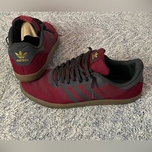 Adidas Skate Shoes Men’s Size 10